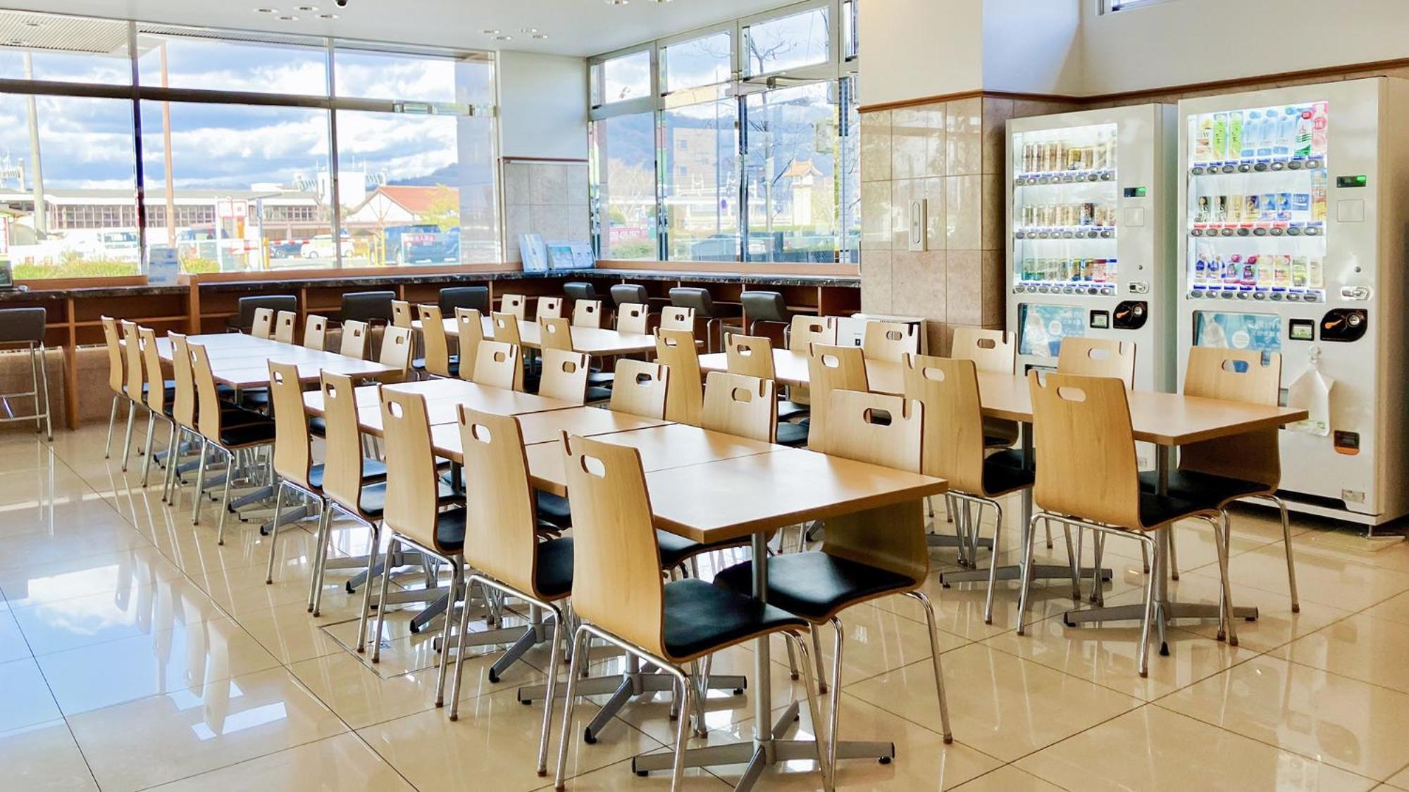 Toyoko Inn Higashi Hiroshima Ekimae Экстерьер фото